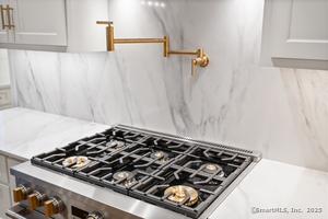 Homes for sale in Colchester, CT | 5 Taylor Rd, Colchester, CT 06415 | MLS# 24122598