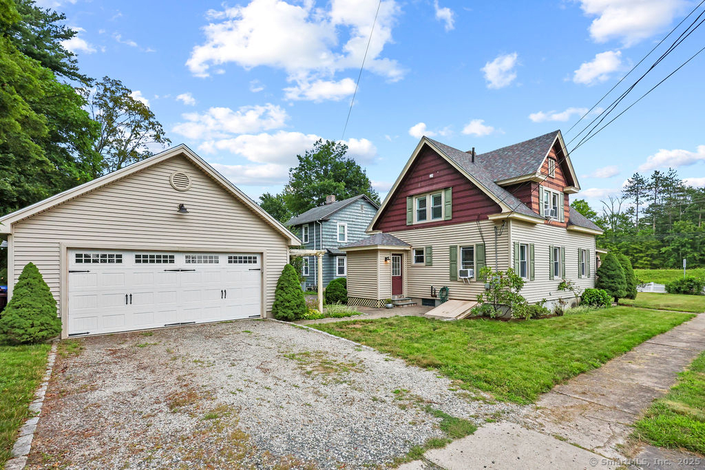 90 Farmington Avenue
