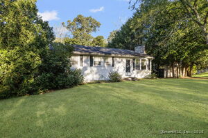 Homes for sale in Killingly, CT | 99 Snake Meadow Rd, Killingly, CT 06239 | MLS# 24122984