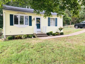 Homes for sale in Stonington, CT | 87 Elm Ridge Rd, Stonington, CT 06379 | MLS# 24123870