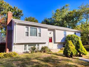 Homes for sale in West Haven, CT | 11 Meadowbrook Rd, West Haven, CT 06516 | MLS# 24123279