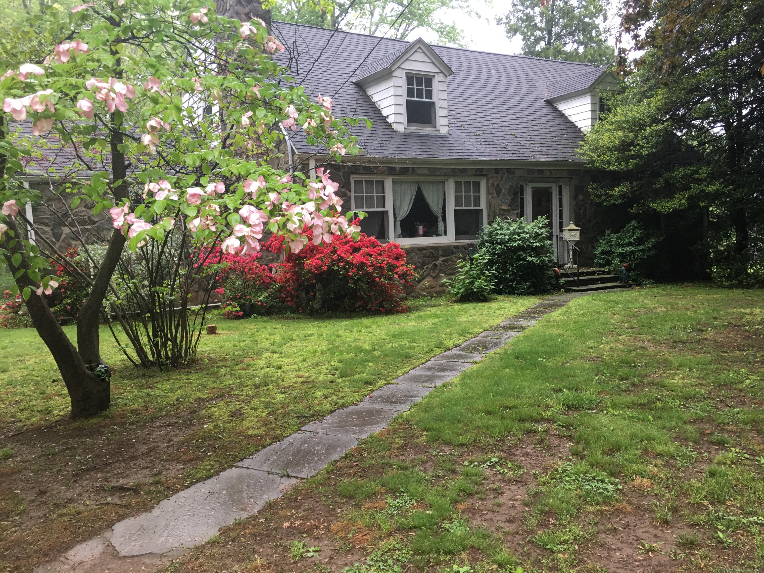 Photo 3 of 20 Ermine Street, Fairfield, CT