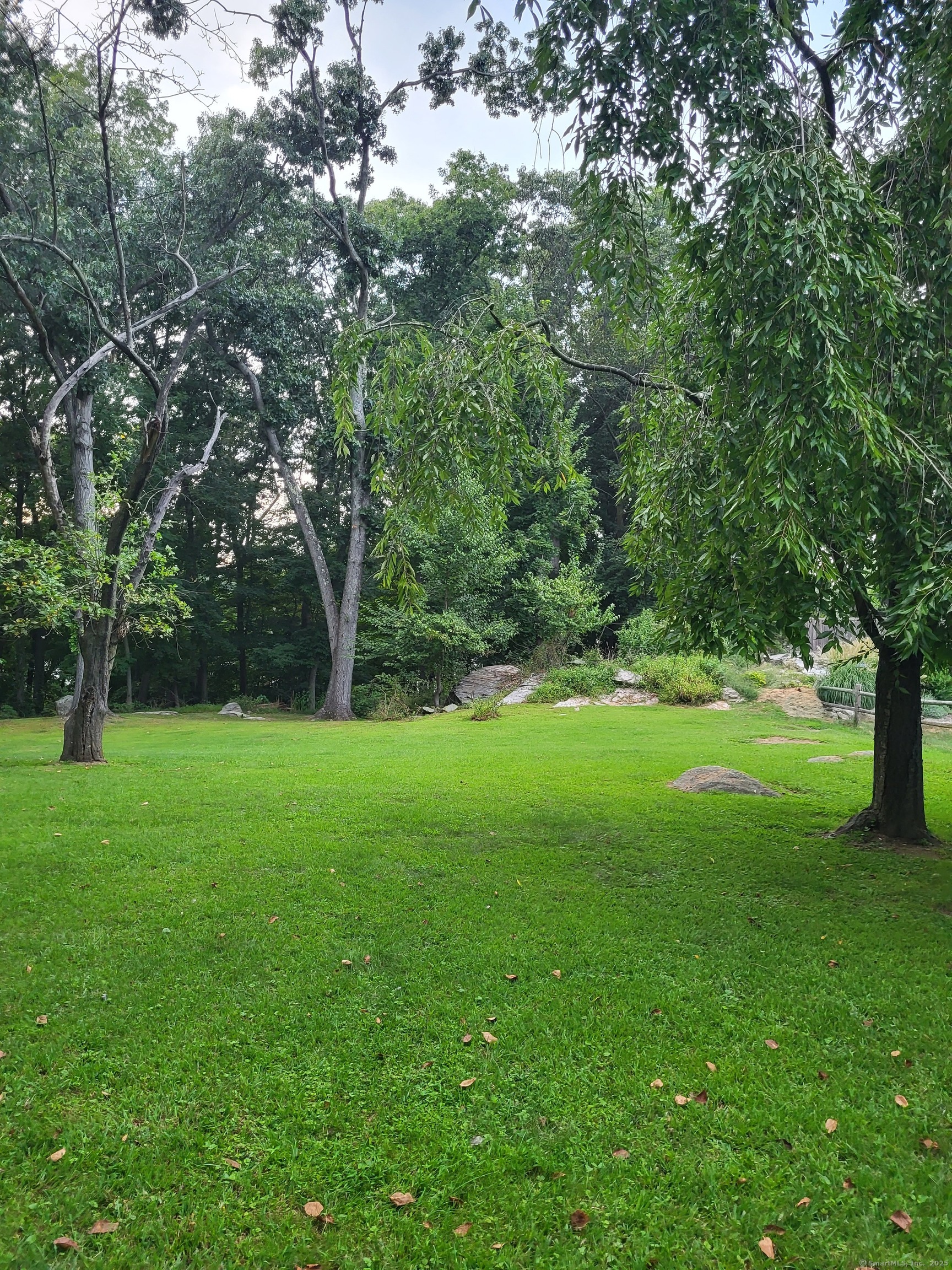 Photo 12 of 20 Ermine Street, Fairfield, CT