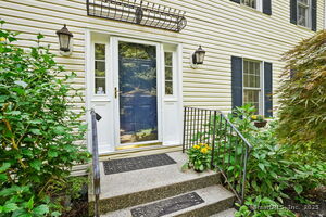 Homes for sale in Bethel, CT | 173 Chestnut Ridge Rd, Bethel, CT 06801 | MLS# 24124188