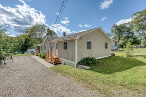 Homes for sale in Colchester, CT | 213 Lakeview Dr, Colchester, CT 06415 | MLS# 24121617