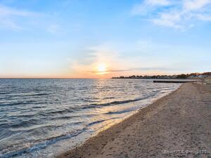 Homes for sale in Old Saybrook, CT | 25 Maplewood Rd, Old Saybrook, CT 06475 | MLS# 24123630