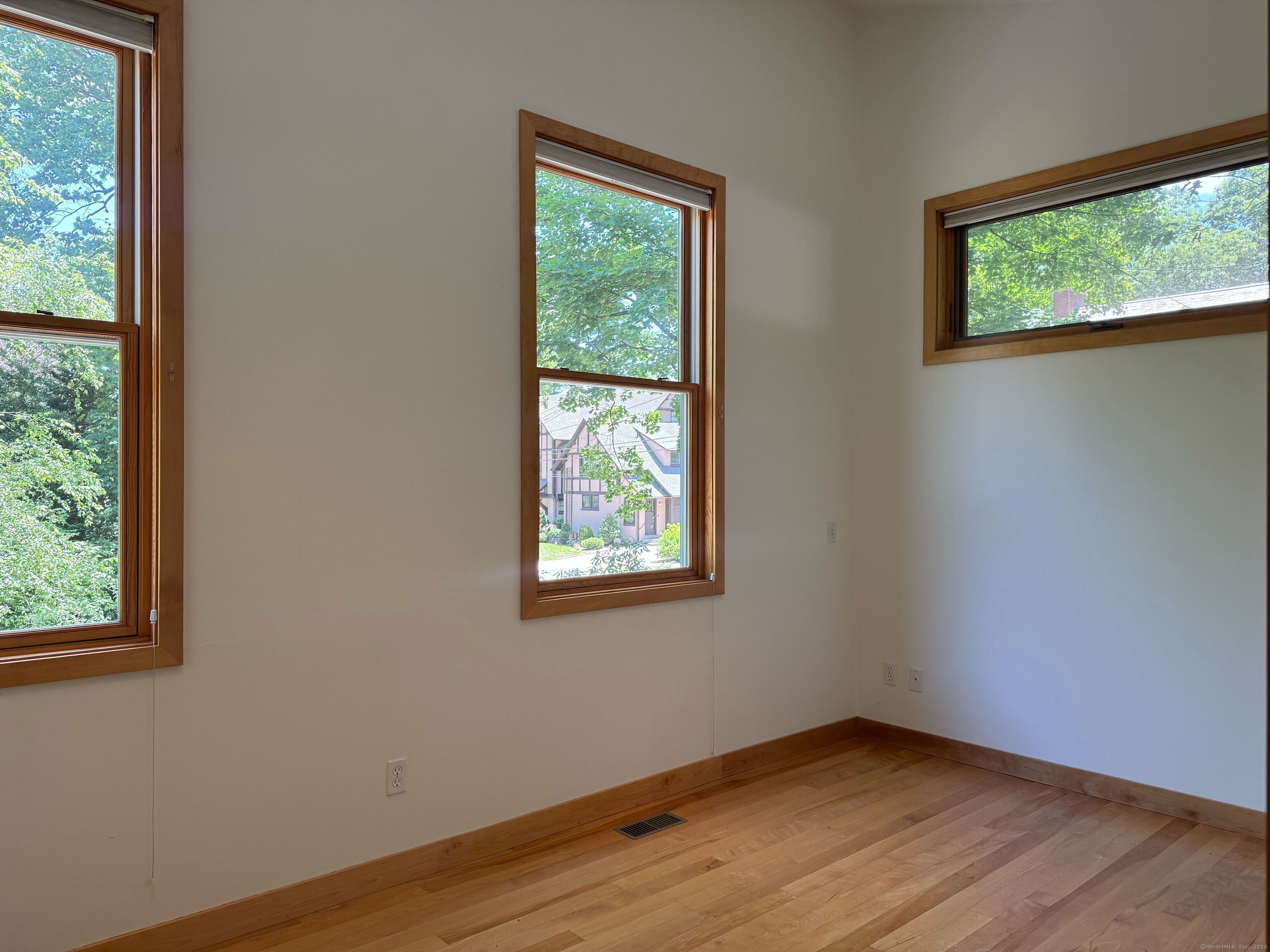 283 Ogden, New Haven, 06511, 2 Bedrooms Bedrooms, 0 ,1 BathroomBathrooms,Residential Rental,For Sale,Ogden,0,24124381