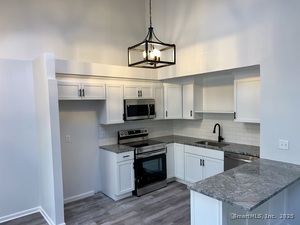 Homes for sale in Torrington, CT | 274 Cliffside Dr #274, Torrington, CT 06790 | MLS# 24124405