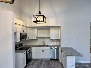 Homes for sale in Torrington, CT | 274 Cliffside Dr #274, Torrington, CT 06790 | MLS# 24124405