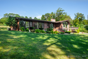 Homes for sale in West Hartford, CT | 124 High Ridge Rd, West Hartford, CT 06117 | MLS# 24123883