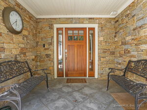 15 Rock Spring Road