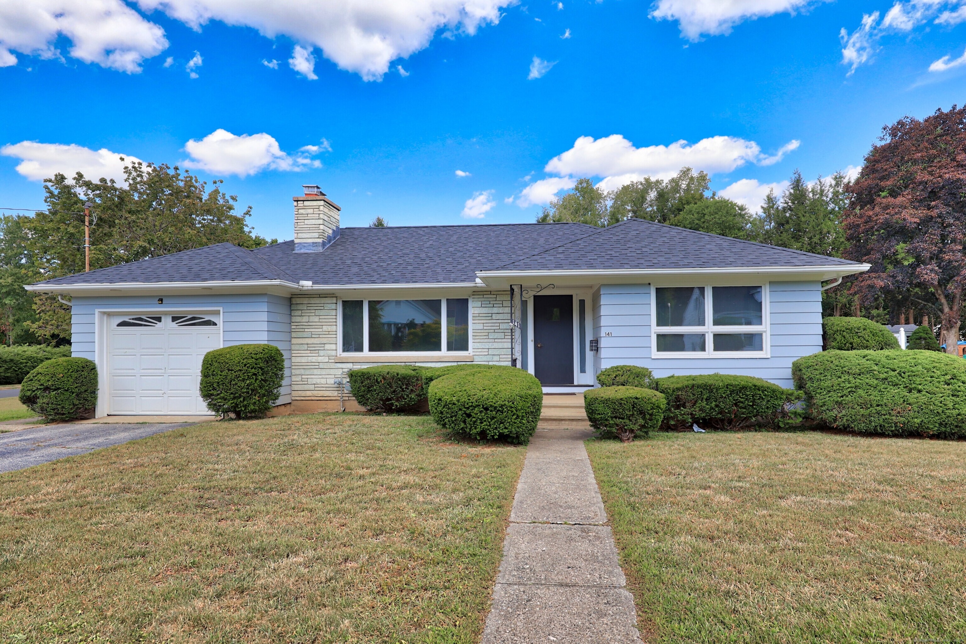 141 General Patton Drive, Naugatuck, CT 06770