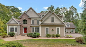 Homes for sale in Oxford, CT | 4 Bishop Rd, Oxford, CT 06478 | MLS# 24123705