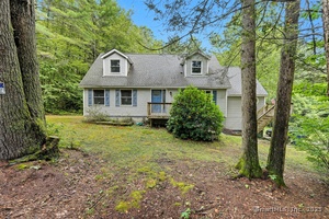 Homes for sale in Woodstock, CT | 381 Bungay Hill Rd, Woodstock, CT 06281 | MLS# 24124513