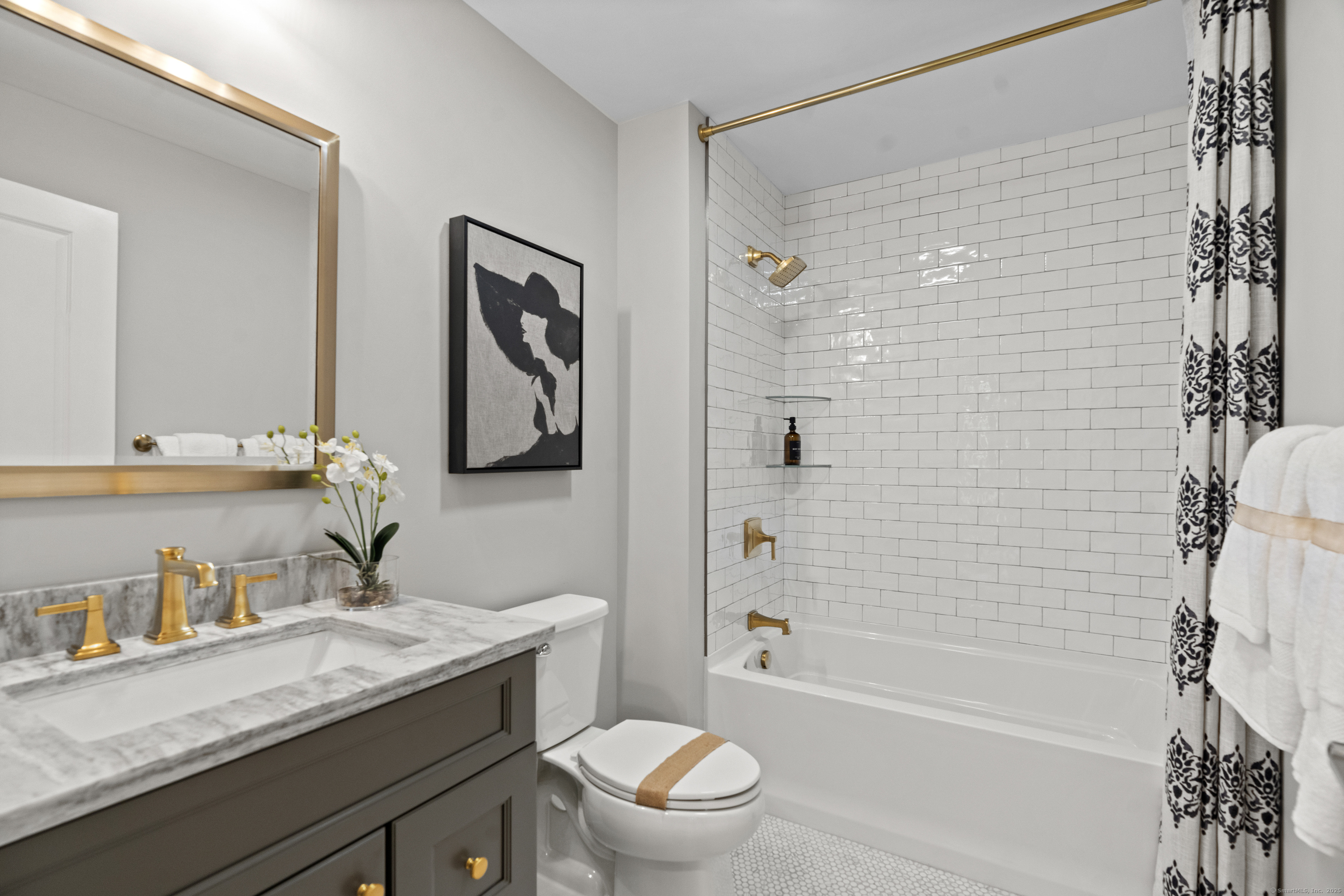 Photo 20 of 1099 St Andrews Drive, Oxford, CT