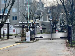 Homes for sale in New Haven, CT | 127 Harbour Close #127, New Haven, CT 06519 | MLS# 24124841