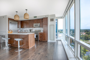 1 Broad Street, Unit 19E