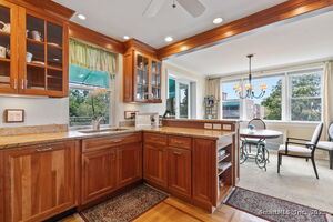 Homes for sale in Greenwich, CT | 4 Putnam Hill Ln, Greenwich, CT 06830 | MLS# 24124896