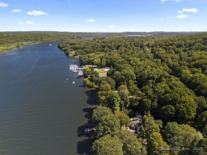 Homes for sale in Chester, CT | 288 Middlesex Ave, Chester, CT 06412 | MLS# 24124960