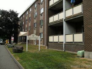 Homes for sale in West Haven, CT | 79 Claudia Dr #APT 153, West Haven, CT 06516 | MLS# 24125153