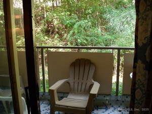 Homes for sale in West Haven, CT | 79 Claudia Dr #APT 153, West Haven, CT 06516 | MLS# 24125153