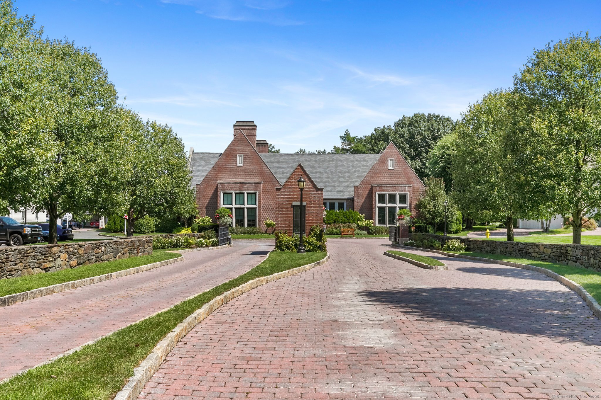 77 Havemeyer Lane, Stamford, Connecticut photo 1
