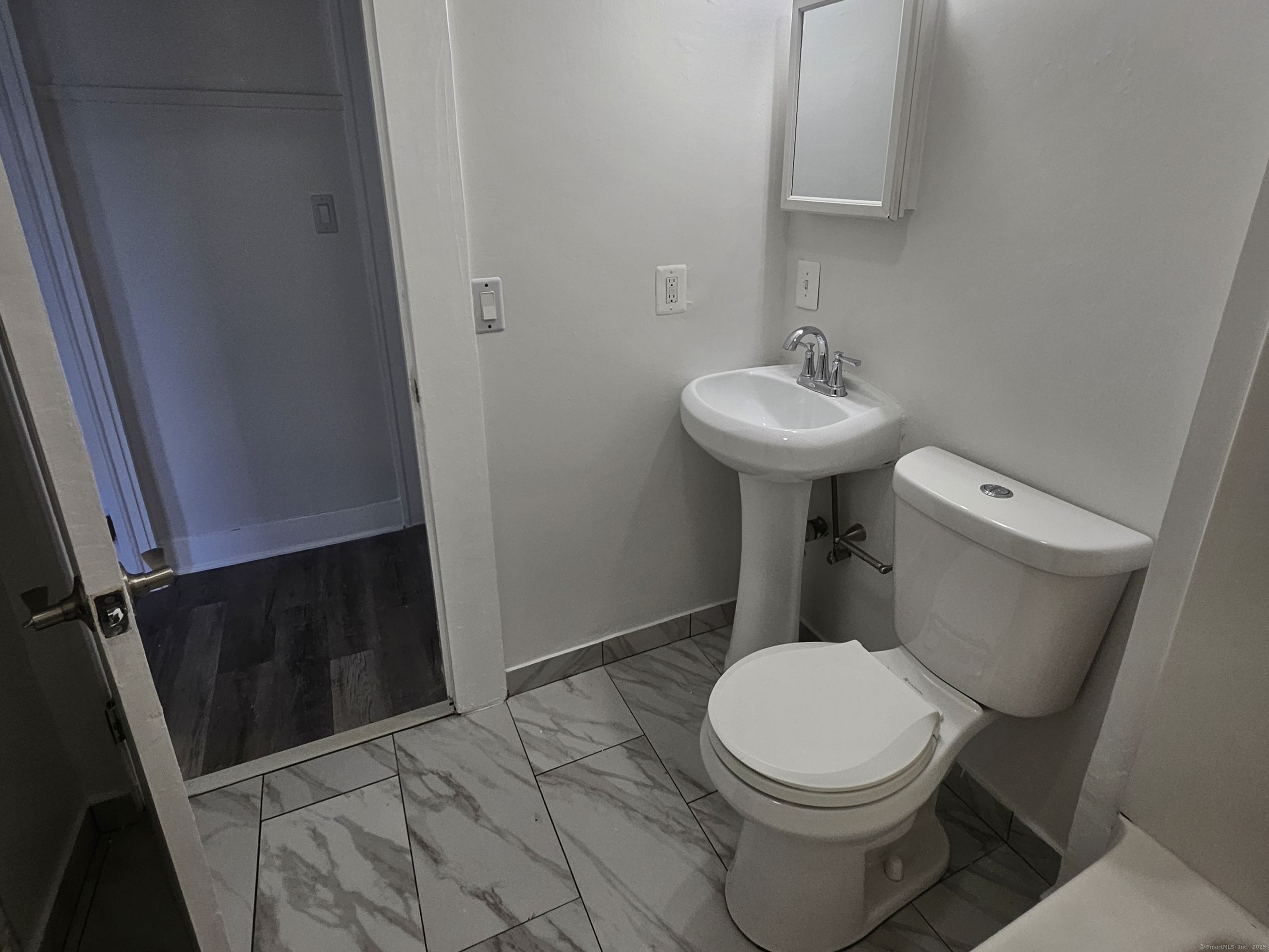 419 Columbus, New Britain, 06051, 3 Bedrooms Bedrooms, 0 ,1 BathroomBathrooms,Residential Rental,For Sale,Columbus,0,24124804