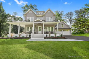 251 Winnepoge Drive