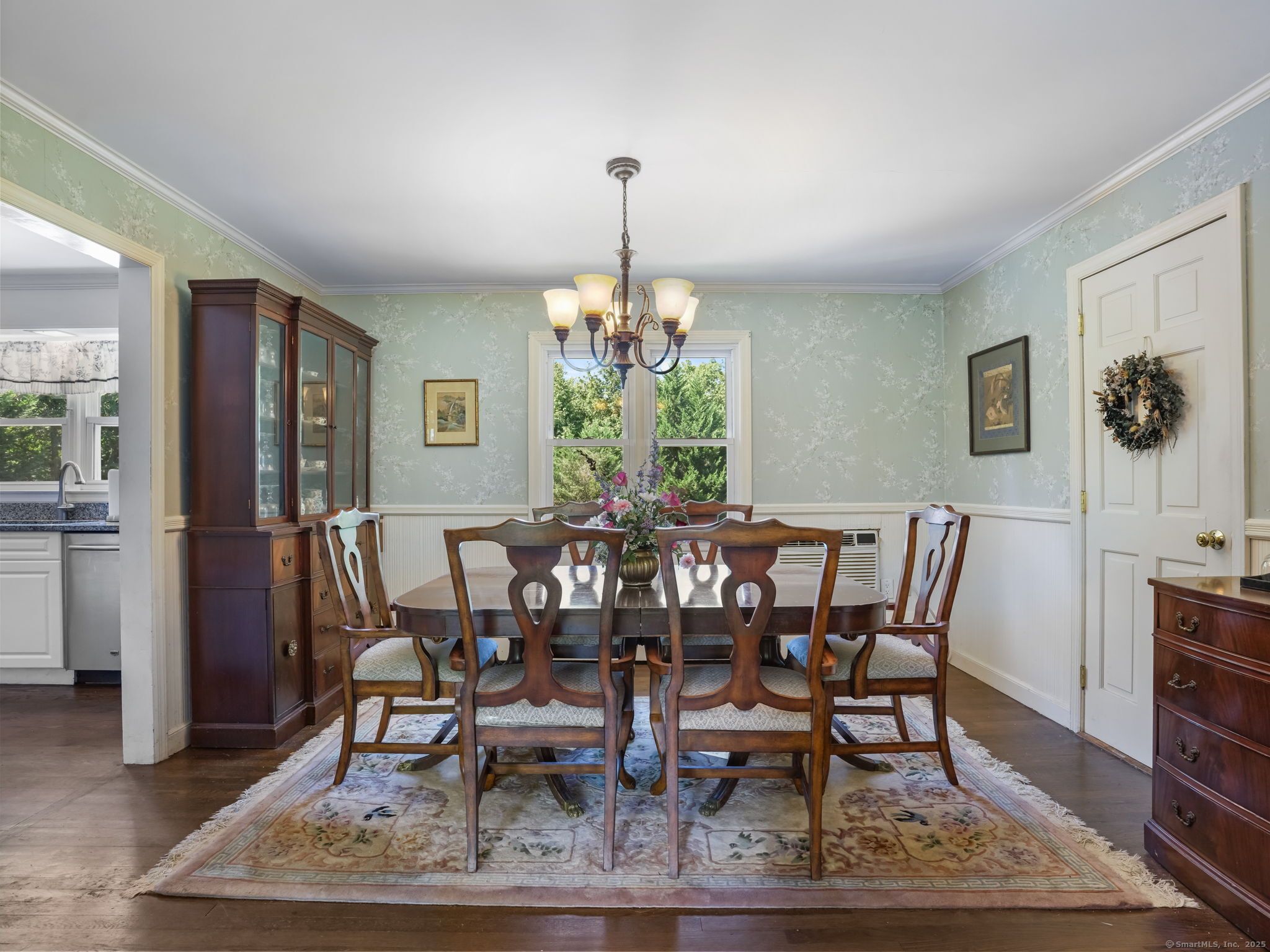 41 Simsbury Road