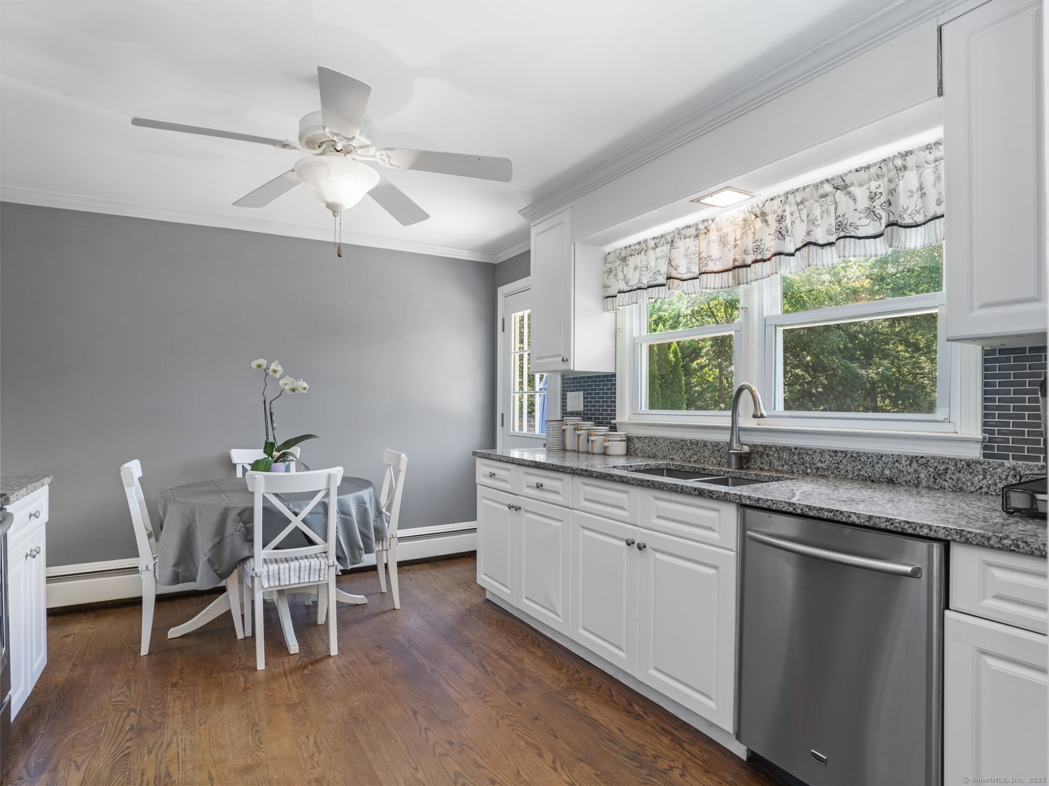 41 Simsbury Road