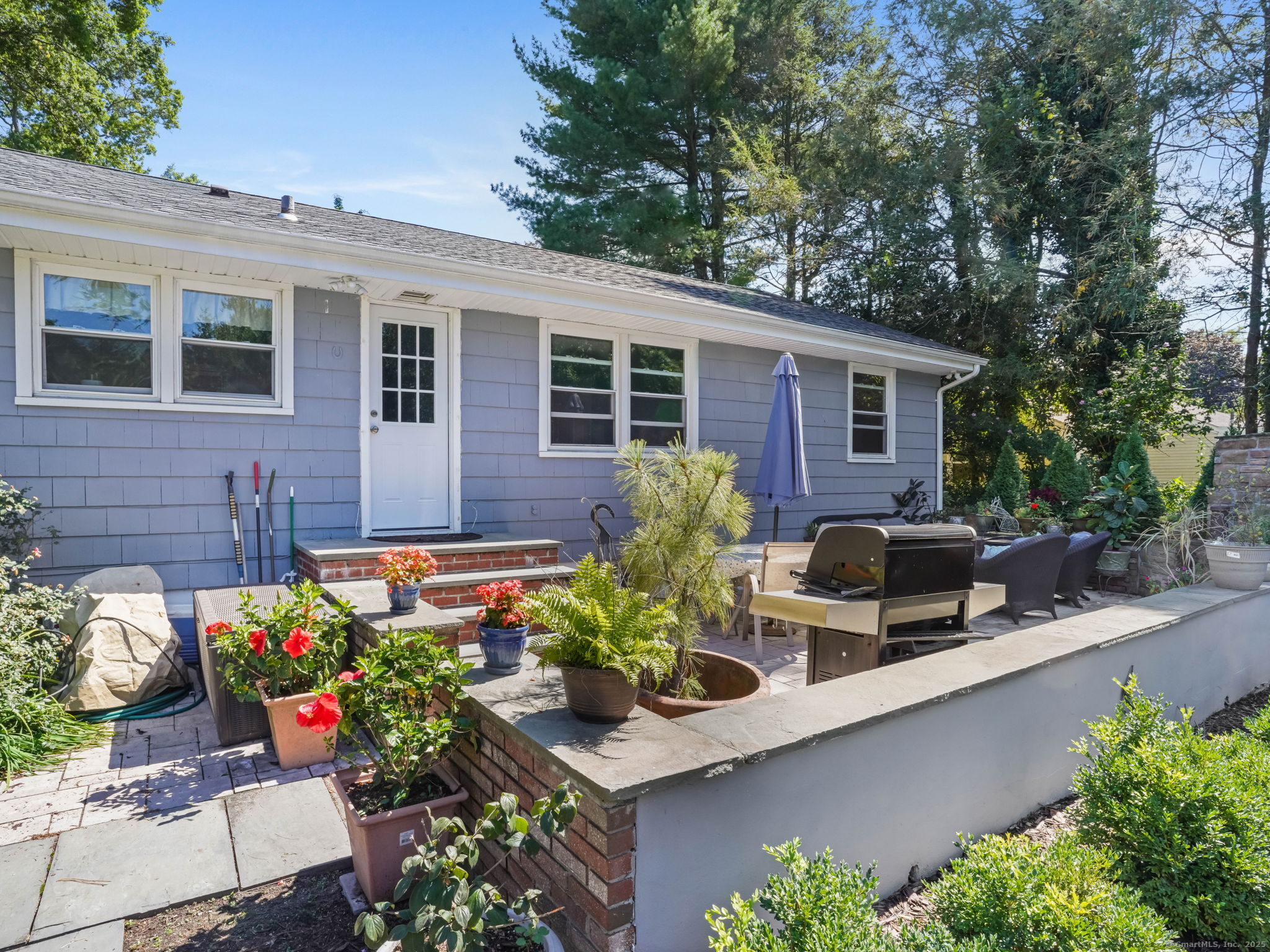 41 Simsbury Road