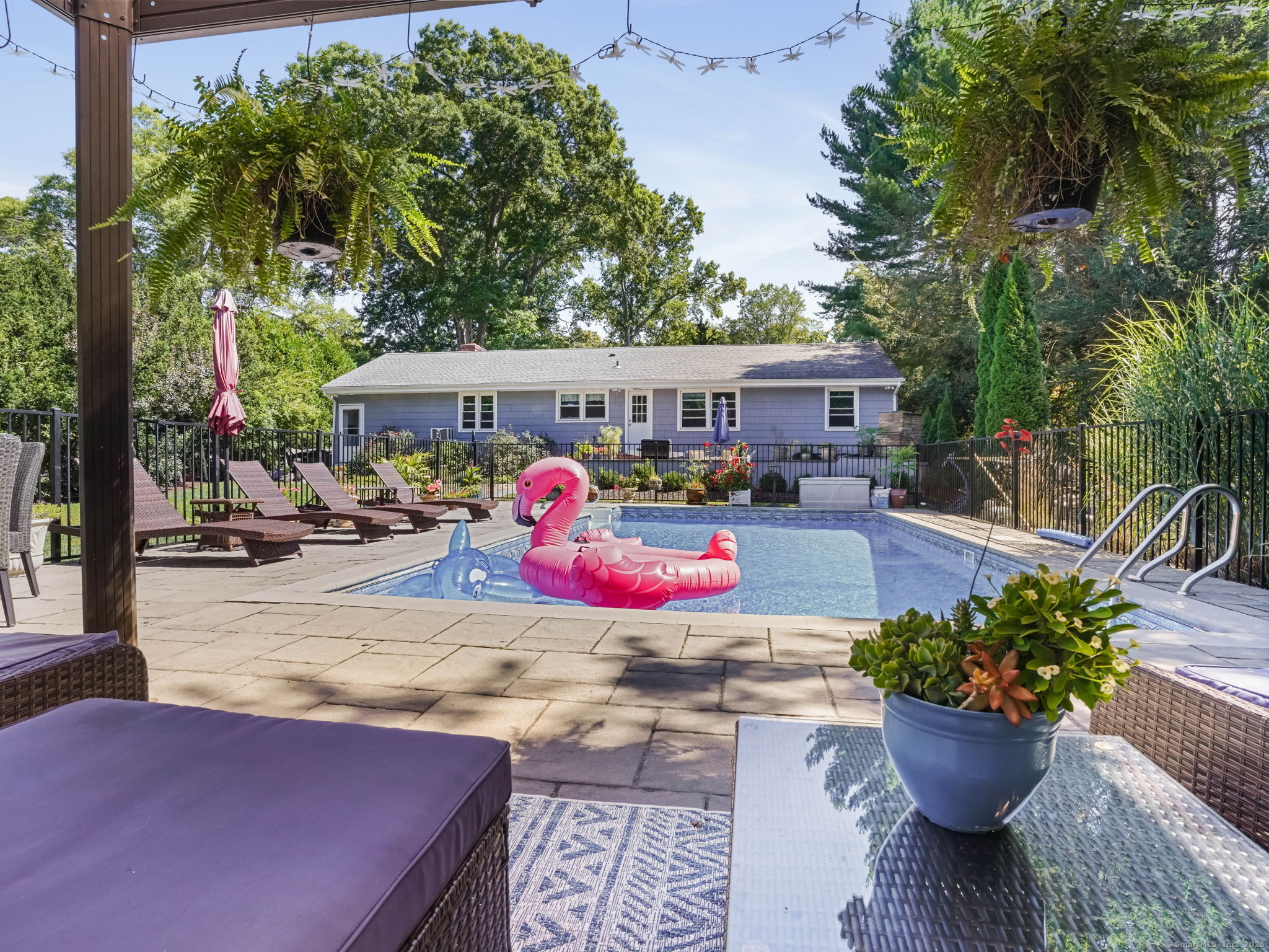 41 Simsbury Road