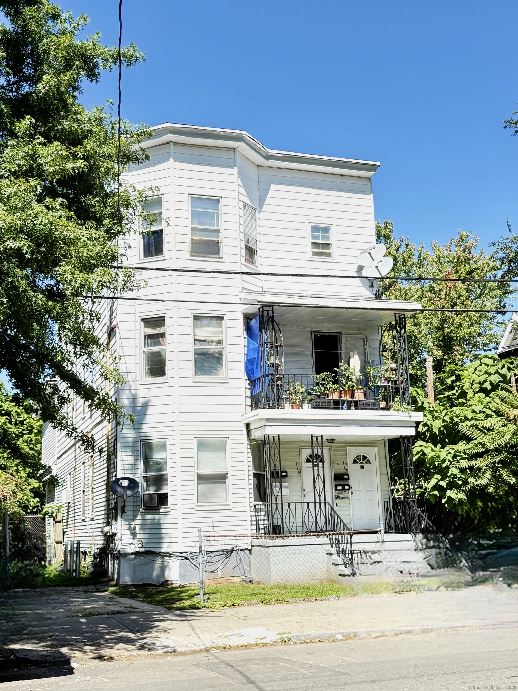 117 Lamberton, New Haven, 06519, 3 Bedrooms Bedrooms, 0 ,1 BathroomBathrooms,Residential Rental,For Sale,Lamberton,0,24125168