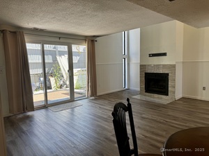 Homes for sale in Hamden, CT | 136 Shepard Ave #136, Hamden, CT 06514 | MLS# 24118787