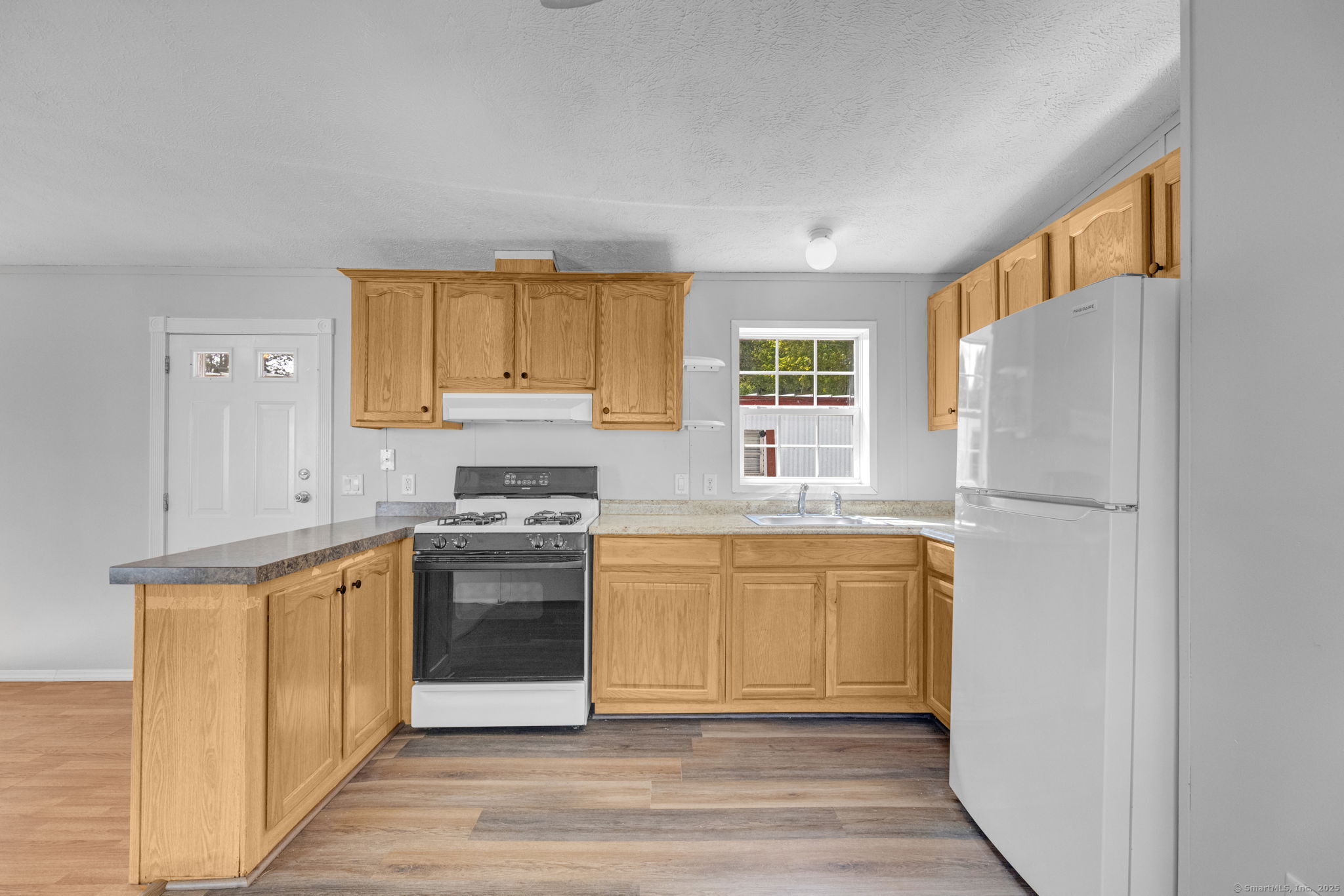 Photo 6 of 26 Main Street, Branford, CT