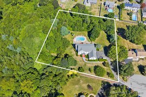 Homes for sale in Waterford, CT | 23 Whaling Dr, Waterford, CT 06385 | MLS# 24125564