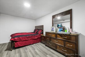 Homes for sale in Waterford, CT | 23 Whaling Dr, Waterford, CT 06385 | MLS# 24125564