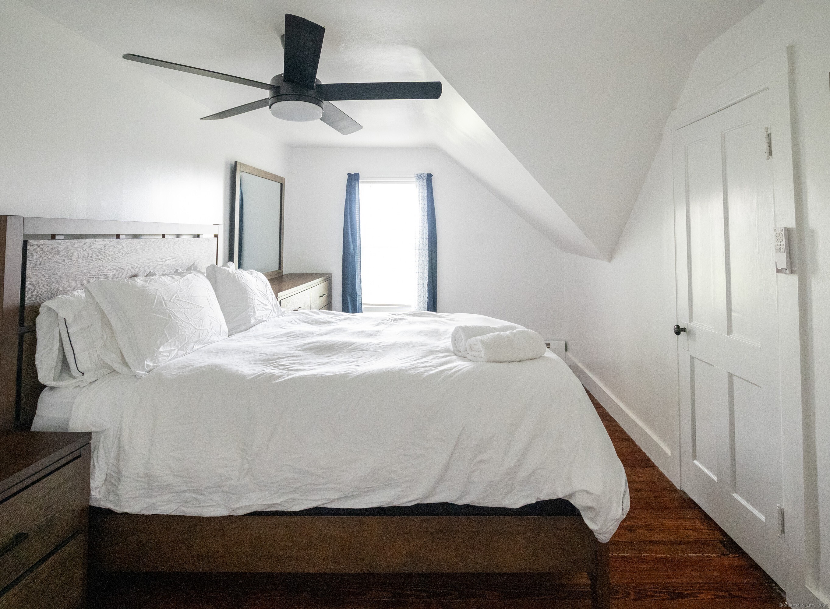 1 Harmony, Stonington, 06378, 2 Bedrooms Bedrooms, 0 ,1 BathroomBathrooms,Residential Rental,For Sale,Harmony,0,24125113