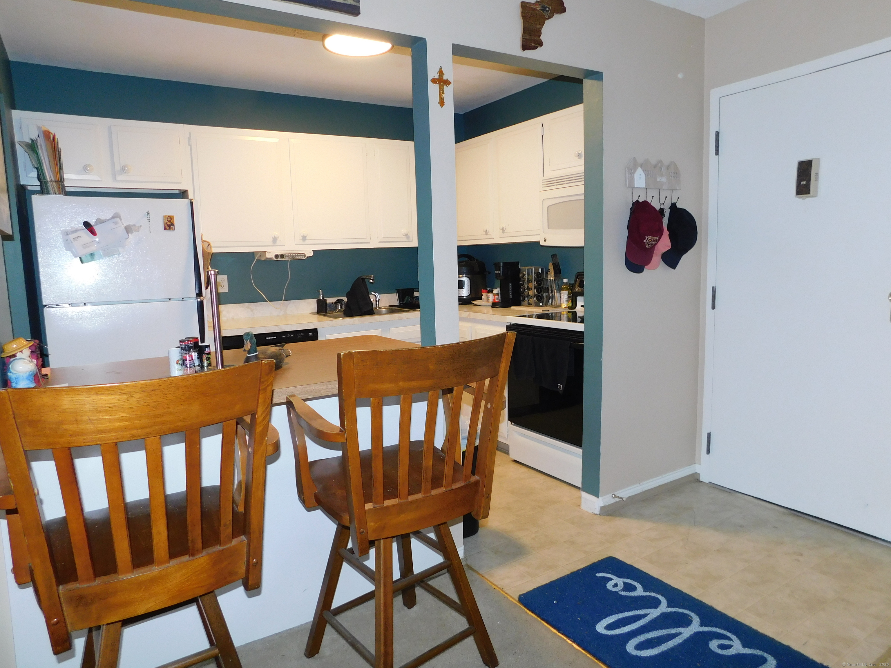 565 Talcottville Road APT 2C3