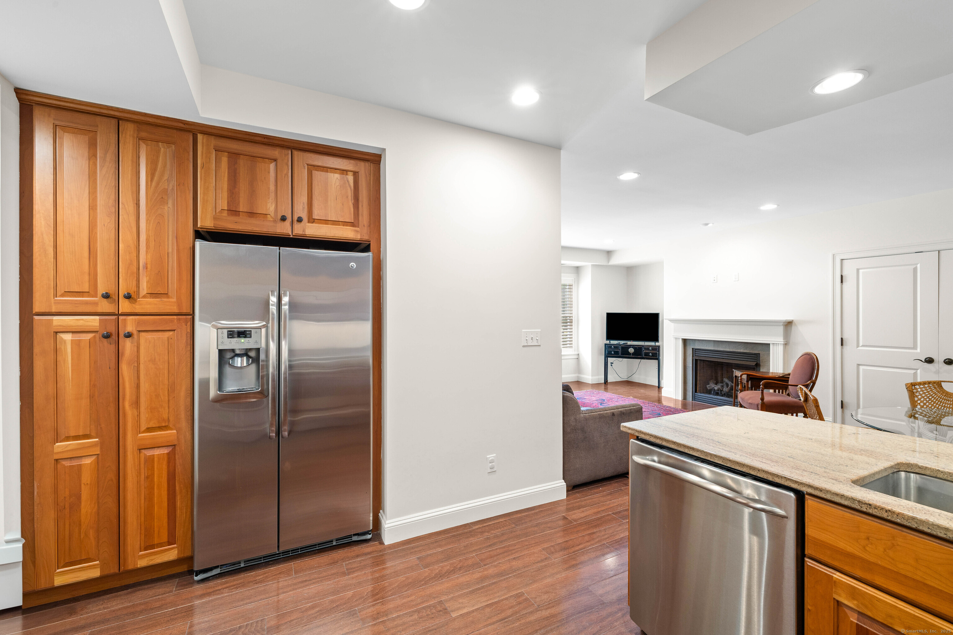 103 Main Street 1102