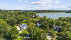 61 Edgewater Commons Lane