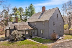 Homes for sale in Essex, CT | 45 Main St, Essex, CT 06442 | MLS# 24125900