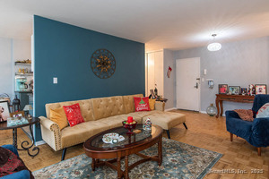 Homes for sale in Hartford, CT | 31 Woodland St #4G, Hartford, CT 06105 | MLS# 24125873