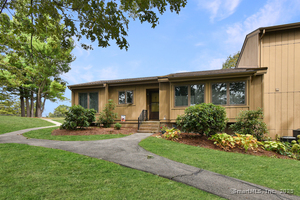 Homes for sale in Wallingford, CT | 3 Pilgrim Hbr #A, Wallingford, CT 06492 | MLS# 24125277