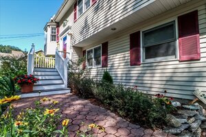 Homes for sale in New Milford, CT | 80 Perry Dr, New Milford, CT 06776 | MLS# 24125967