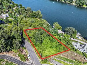 Homes for sale in New Milford, CT | 22 Candlewood Comn, New Milford, CT 06776 | MLS# 24126051