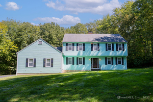 Homes for sale in Monroe, CT | 124 Bagburn Rd, Monroe, CT 06468 | MLS# 24123212