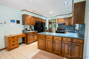 Homes for sale in Monroe, CT | 124 Bagburn Rd, Monroe, CT 06468 | MLS# 24123212