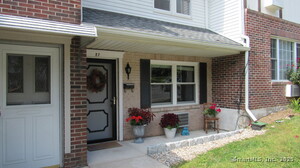 Homes for sale in Torrington, CT | 27 Surrey Ln #27, Torrington, CT 06790 | MLS# 24125509