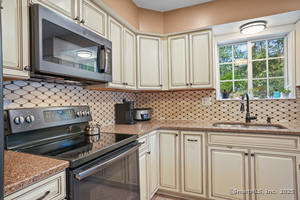 Homes for sale in Milford, CT | 110 Quarry Rd, Milford, CT 06460 | MLS# 24124615